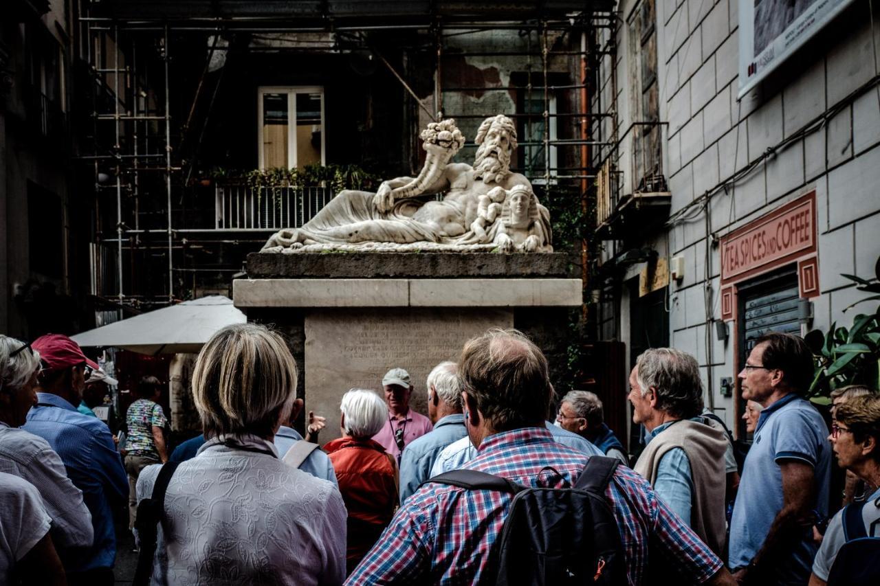 Art Suite Nel Cuore Di Napoli Eksteriør bilde