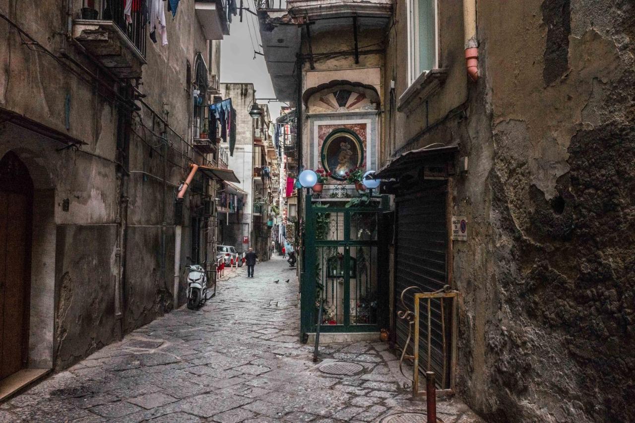Art Suite Nel Cuore Di Napoli Eksteriør bilde